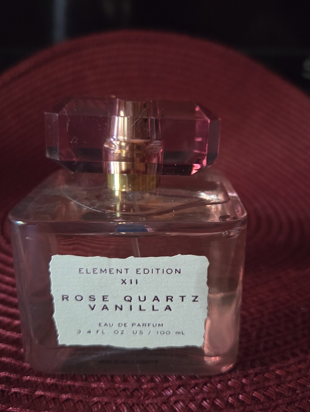Element Edition XII Rose Quartz Vanilla Eau de Parfum - Pink Bottle